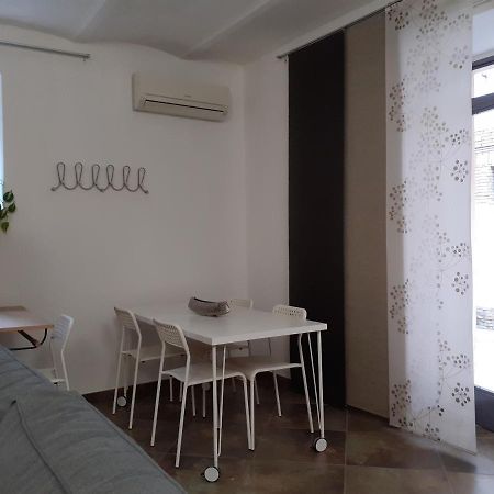 Le Maioliche Villa วาสโต ภายนอก รูปภาพ